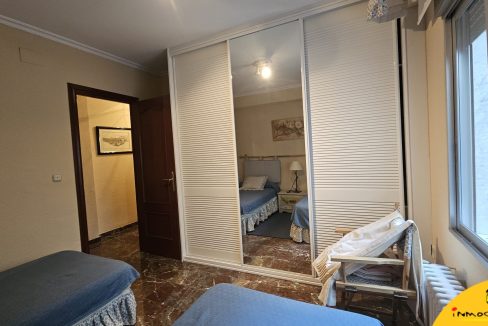 23 - Inmobiliaria - Alcalá la Real - Inmocasa - Venta - Piso - Paseo de los Álamos - Vistas a La Mota - Ascensor - Garaje en Parking - Calefacción gas - Amueblad