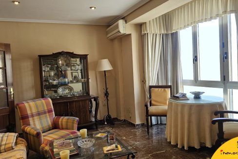 4 - Inmobiliaria - Alcalá la Real - Inmocasa - Venta - Piso - Paseo de los Álamos - Vistas a La Mota - Ascensor - Garaje en Parking - Calefacción gas - Amueblado