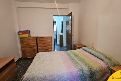 12 - Inmobiliaria - Alcala la Real - Inmocasa - Venta - Casa - Avda. Iberoamérica - Cochera - Patio - Terraza - Amueblada - Aire acondicionado