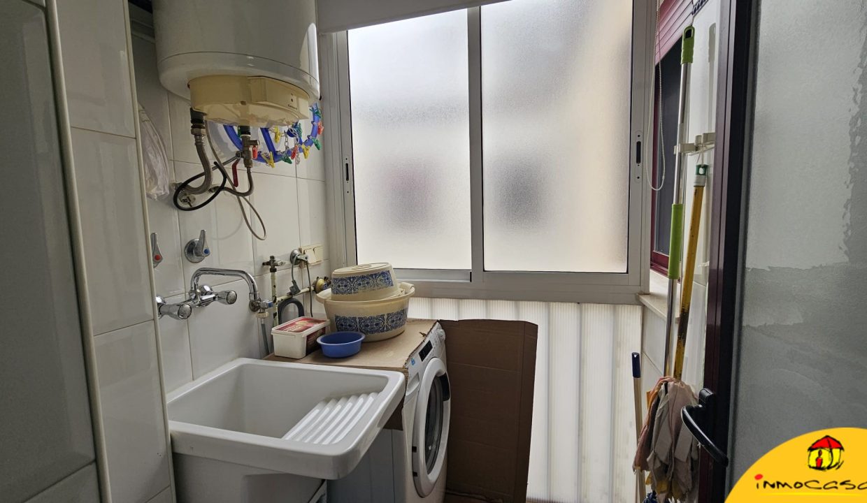 5 - Inmobiliaria - Alcala la Real - Inmocasa - Venta - Piso - Zona Correos - Ascensor - Amueblado - Calefacción gas - Garaje