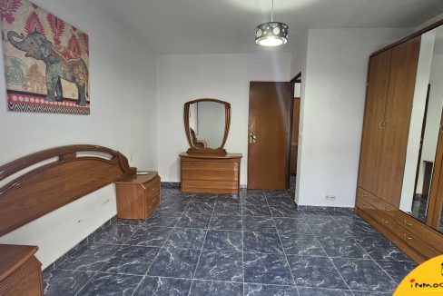 9 - Inmobiliaria - Alcala la Real - Inmocasa - Venta - Casa - Avda. Iberoamérica - Cochera - Patio - Terraza - Amueblada - Aire acondicionado